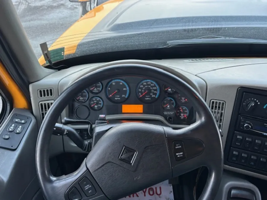 2012 International 7600 | Photo 12 of 14