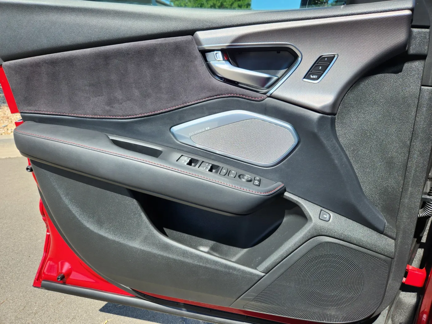 2024 Acura RDX w/A-Spec Package | Photo 5 of 33