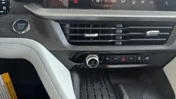 2025 Ford Explorer | Thumbnail Photo 25 of 35