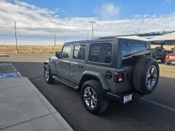 2021 Jeep Wrangler Unlimited Sahara | Thumbnail Photo 5 of 21