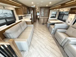 2021 Newmar Bay Star 3626 | Thumbnail Photo 4 of 27