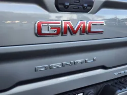 2024 GMC Sierra 2500HD Denali | Thumbnail Photo 13 of 31