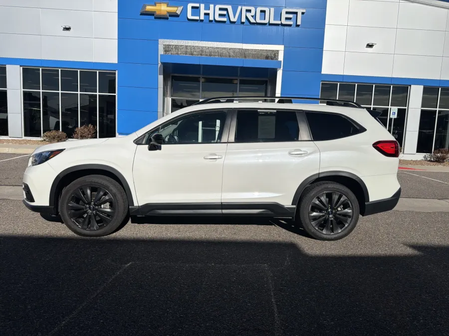 2022 Subaru Ascent Onyx Edition | Photo 1 of 25