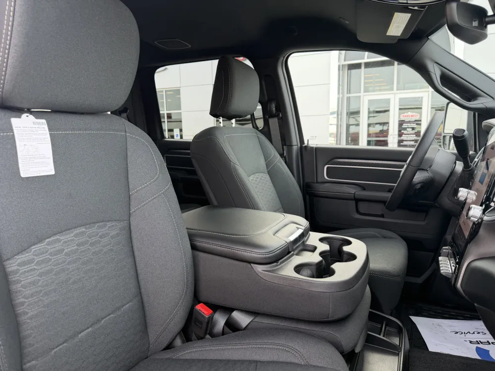 2026 RAM 2500 Big Horn - Photo 11