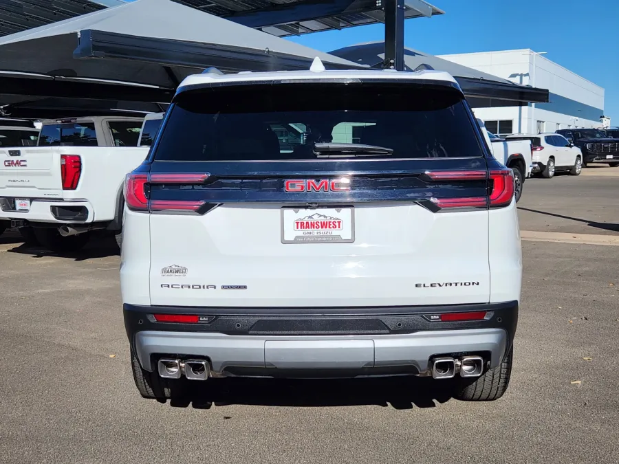 2025 GMC Acadia AWD Elevation | Photo 14 of 29