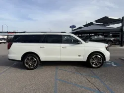 2025 Ford Expedition Max | Thumbnail Photo 4 of 34