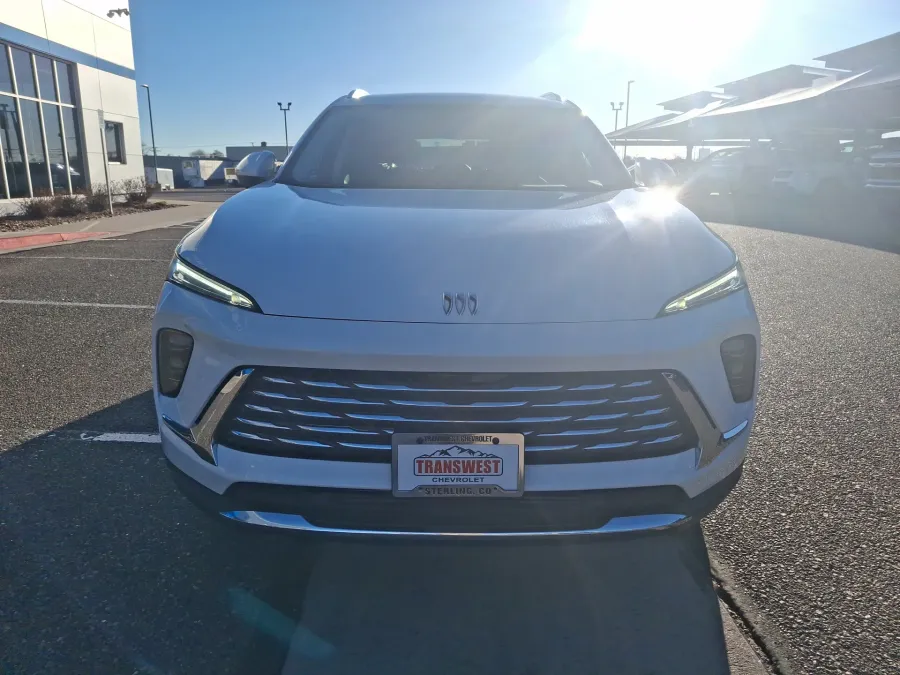 2024 Buick Envision Preferred | Photo 7 of 21