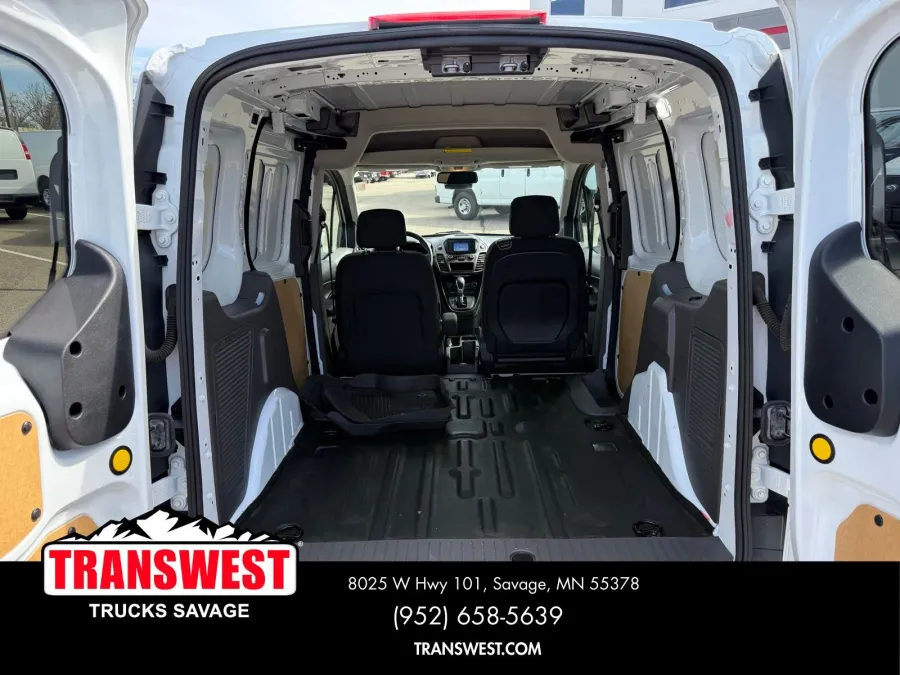 2023 Ford Transit Connect XL | Photo 11 of 19