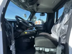 2025 Western Star 47X | Thumbnail Photo 9 of 14