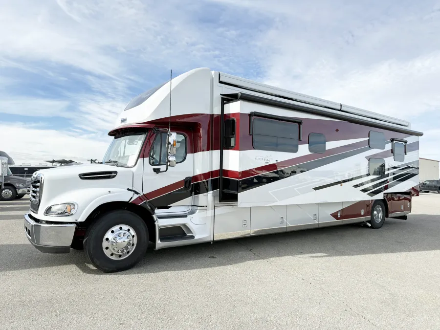 2026 Newmar Super Star 4140 | Photo 23 of 30