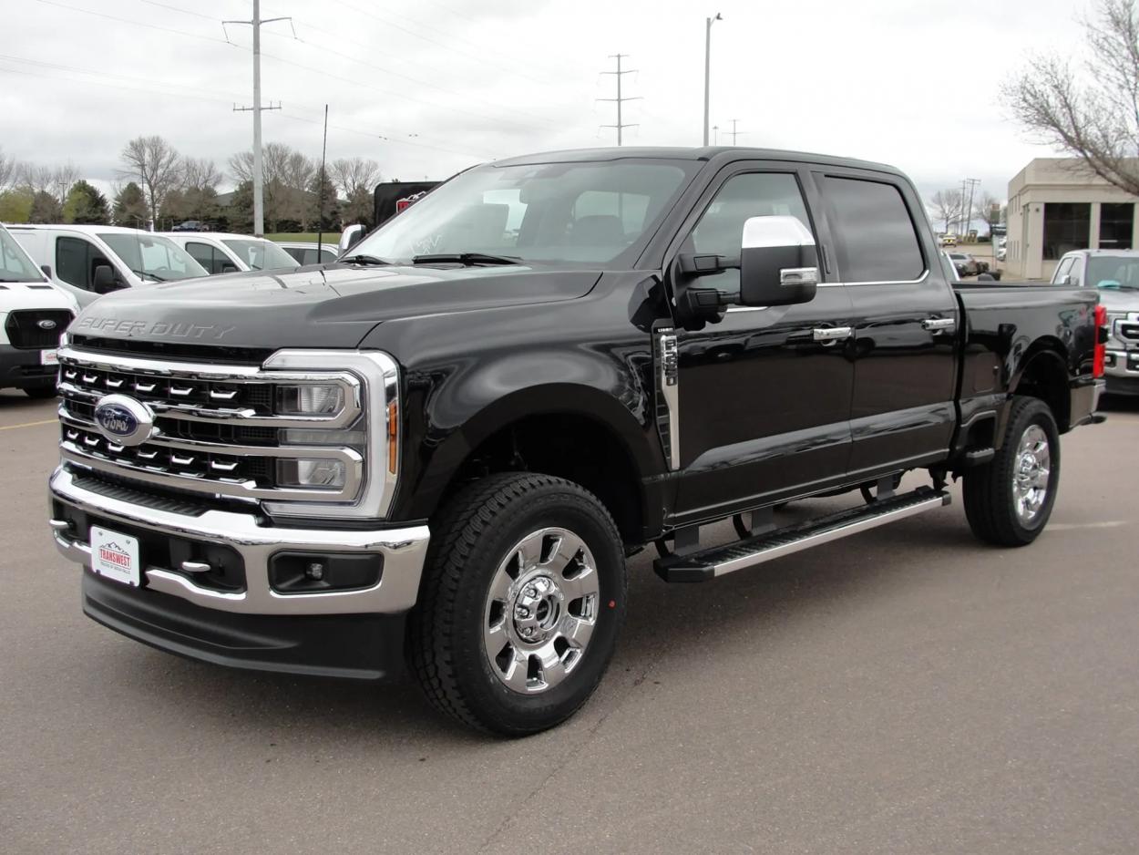 2024 Ford F-250 | Photo 2 of 53