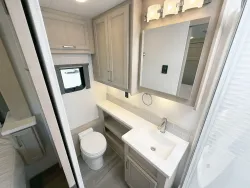 2026 Renegade Verona 40VRB | Thumbnail Photo 18 of 31