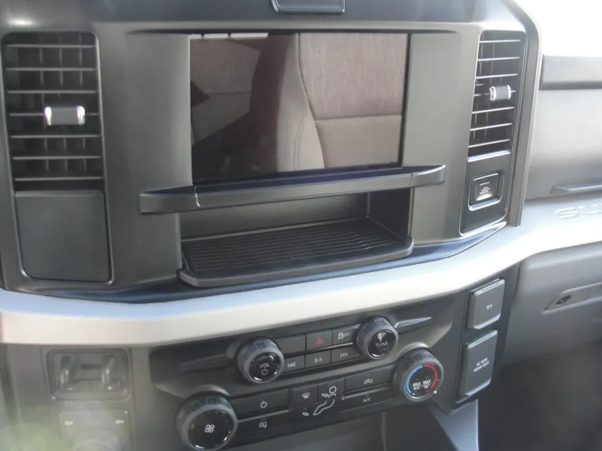 2026 Ford F-350 | Photo 11 of 12