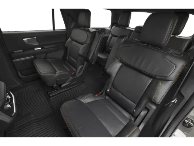 2026 Ford Expedition | Photo 9 of 12