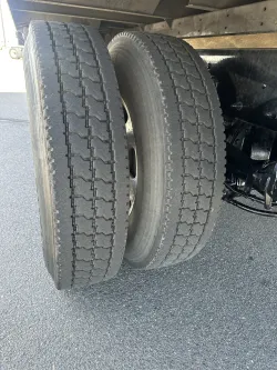 2019 Kenworth T-370 | Thumbnail Photo 16 of 18