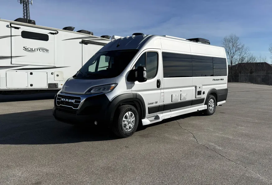 2026 Pleasure-way Lexor TS | Photo 7 of 20