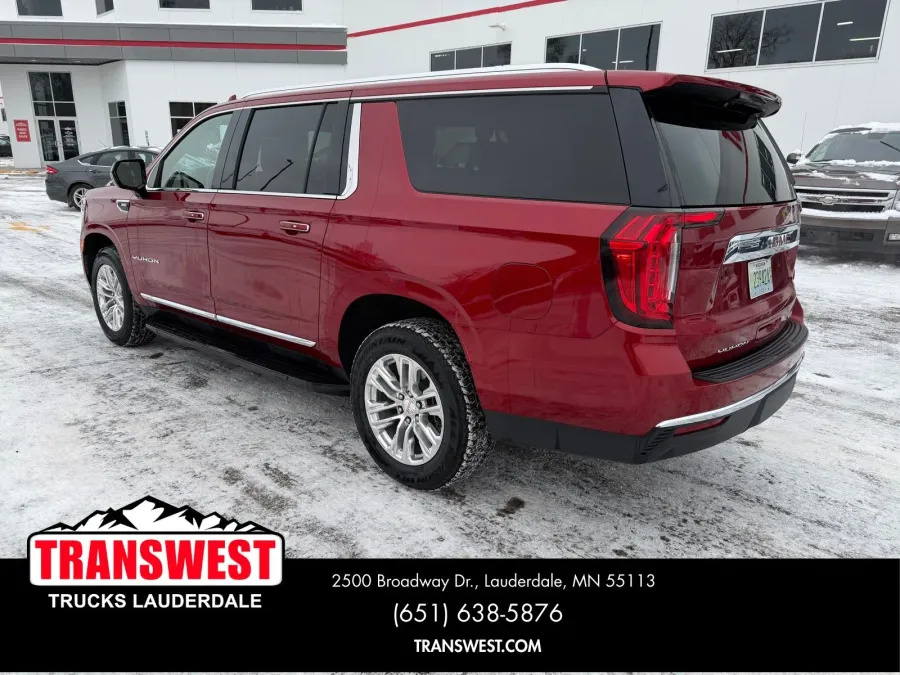 2024 GMC Yukon XL SLT | Photo 2 of 22