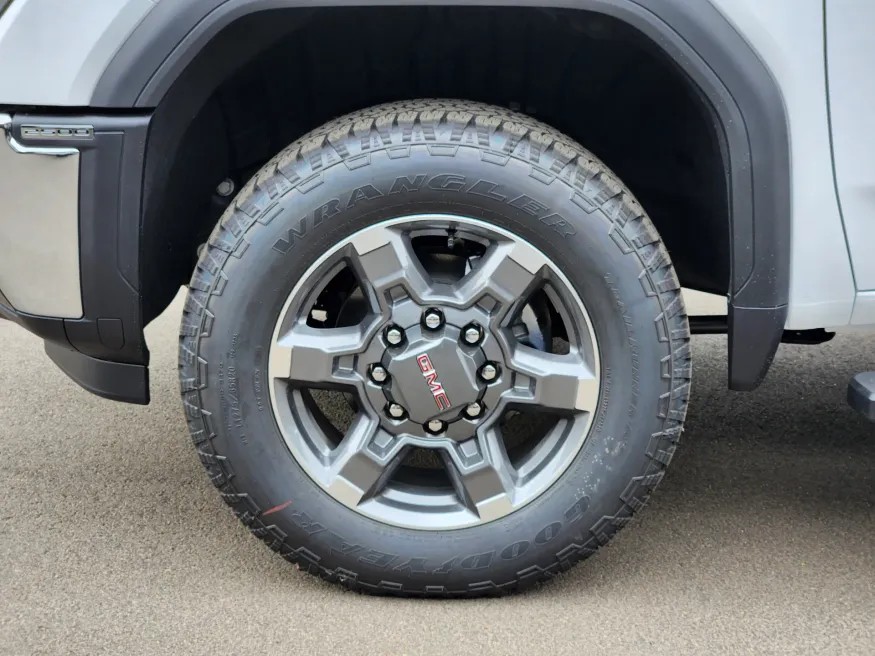 2026 GMC Sierra 2500HD SLE | Photo 22 of 30