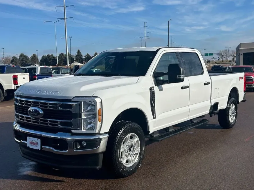 2026 Ford Super Duty F-350 XLT | Photo 13 of 13
