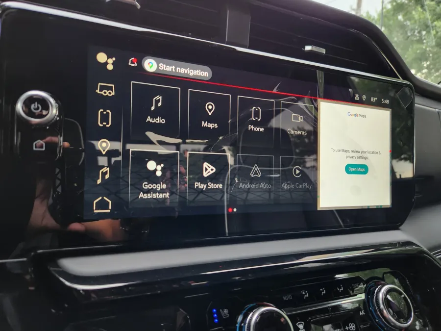 2025 GMC Sierra 2500HD AT4X | Photo 25 of 31