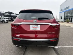 2018 Buick Enclave Essence | Thumbnail Photo 3 of 9