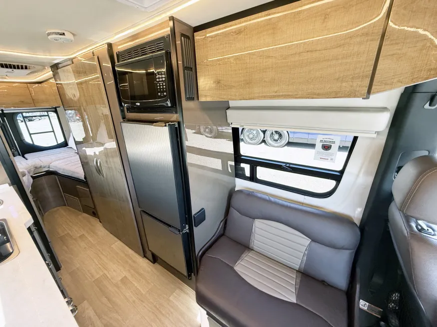 2022 Winnebago Era 70A | Photo 9 of 21