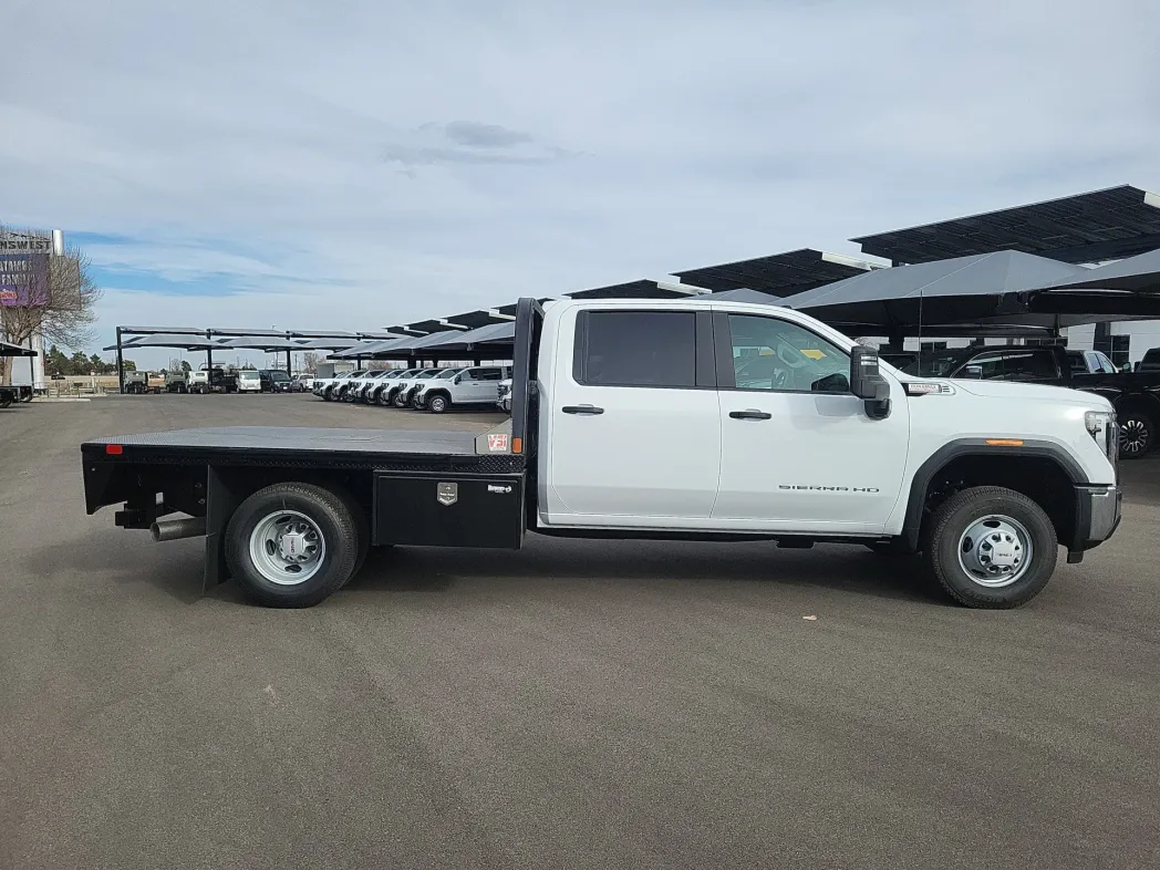 2026 GMC Sierra 3500HD CC Pro 