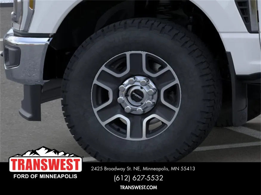 2026 Ford Super Duty F-350 | Photo 19 of 22