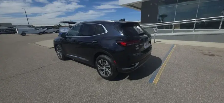 2021 Buick Envision | Photo 6 of 31