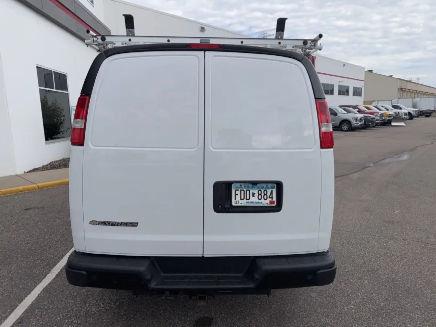 2021 Chevrolet Express 2500 Work Van | Photo 3 of 10