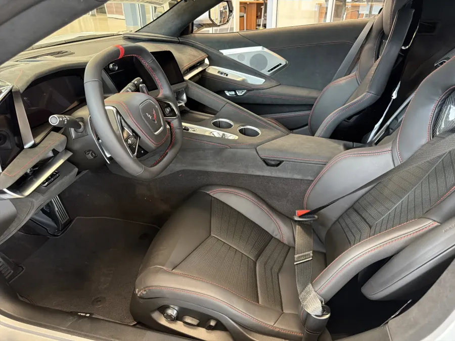 2026 Chevrolet Corvette 3LT | Photo 10 of 13