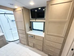 2026 Renegade Valencia 39RB | Thumbnail Photo 16 of 29