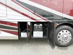 2026 Newmar New Aire 3547 | Thumbnail Photo 24 of 31