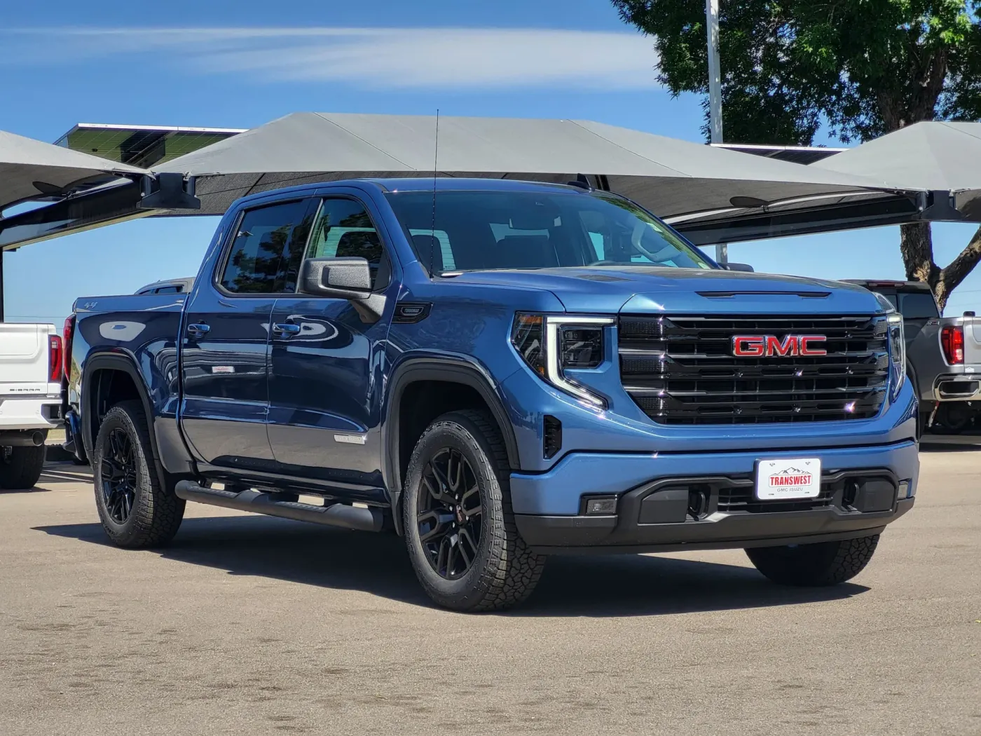 2026 GMC Sierra 1500 Elevation | Photo 2 of 24