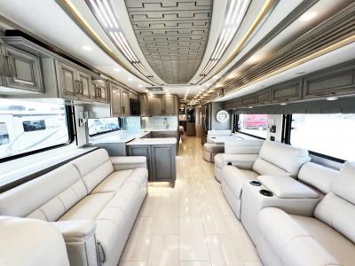 2023 Newmar London Aire 4569 | Thumbnail Photo 3 of 42