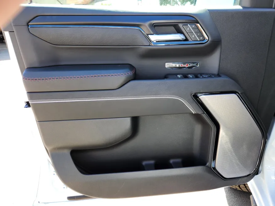 2026 GMC Sierra 1500 AT4X | Photo 5 of 28