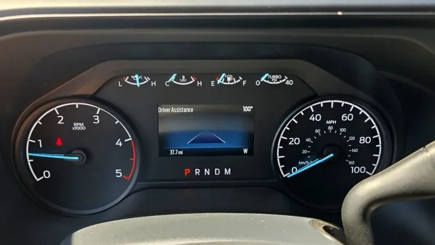 2025 Ford Super Duty F-450 | Photo 15 of 26