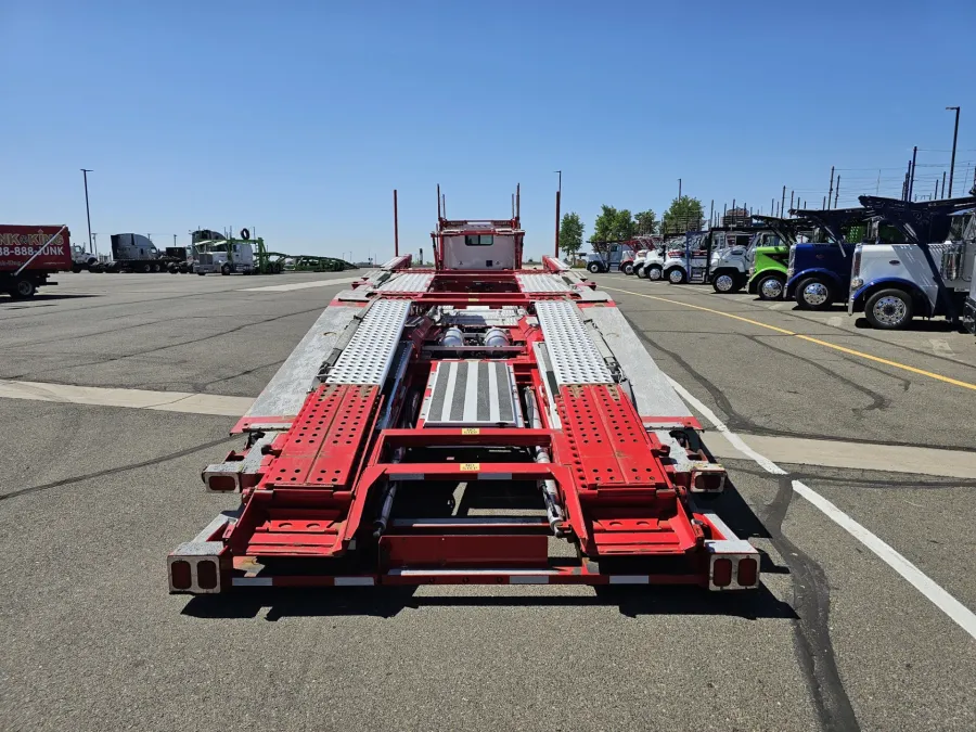 2020 Western Star 4900FA | Photo 27 of 34