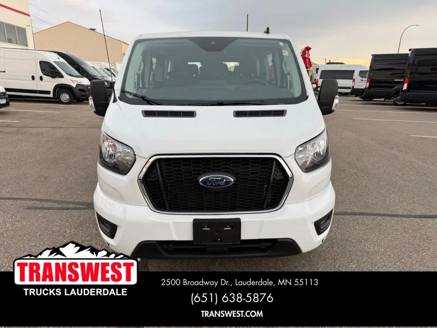 2024 Ford Transit-350 XLT | Photo 17 of 21