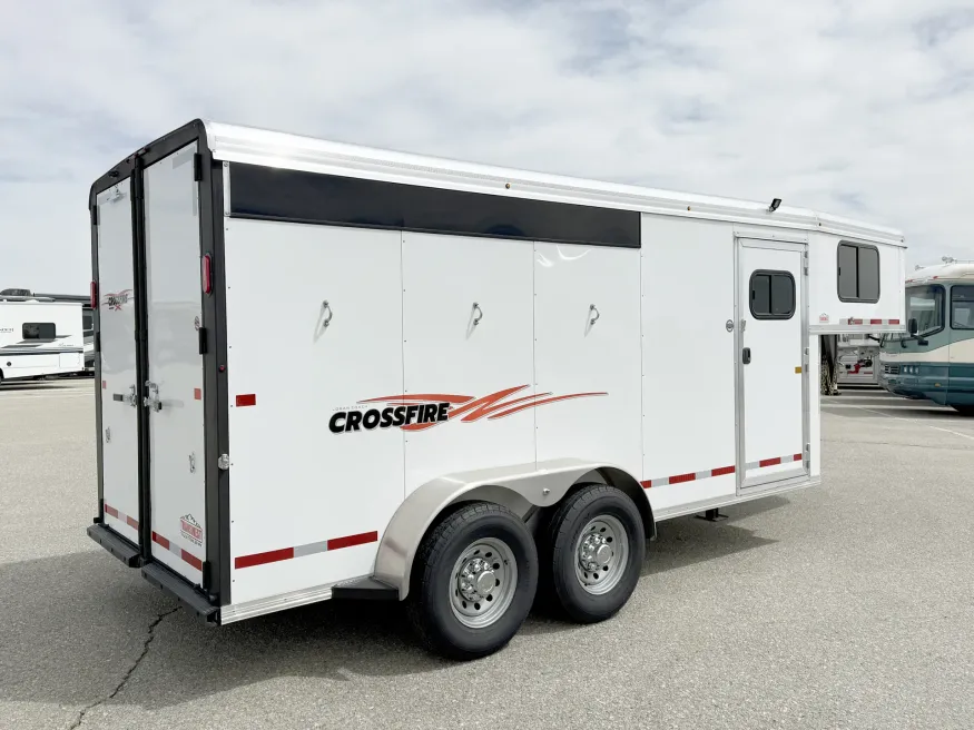 2026 Logan Coach Crossfire 3HGN | Photo 7 of 14