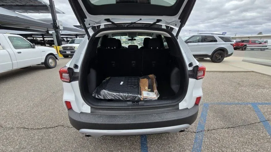 2026 Ford Escape | Photo 8 of 25