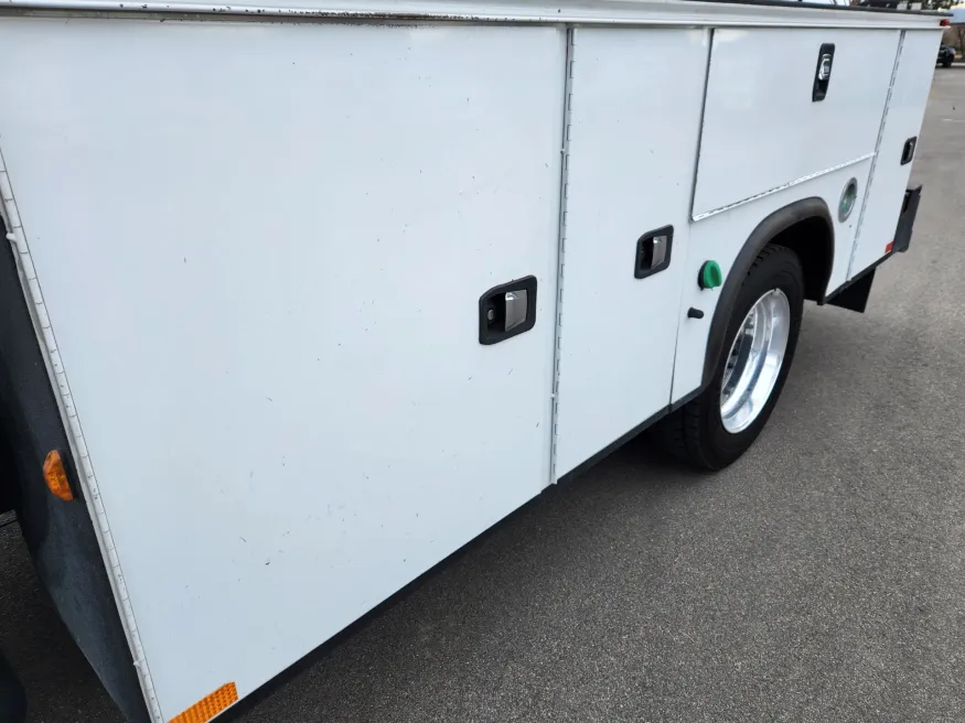 2023 Chevrolet Silverado MD Work Truck | Photo 10 of 27