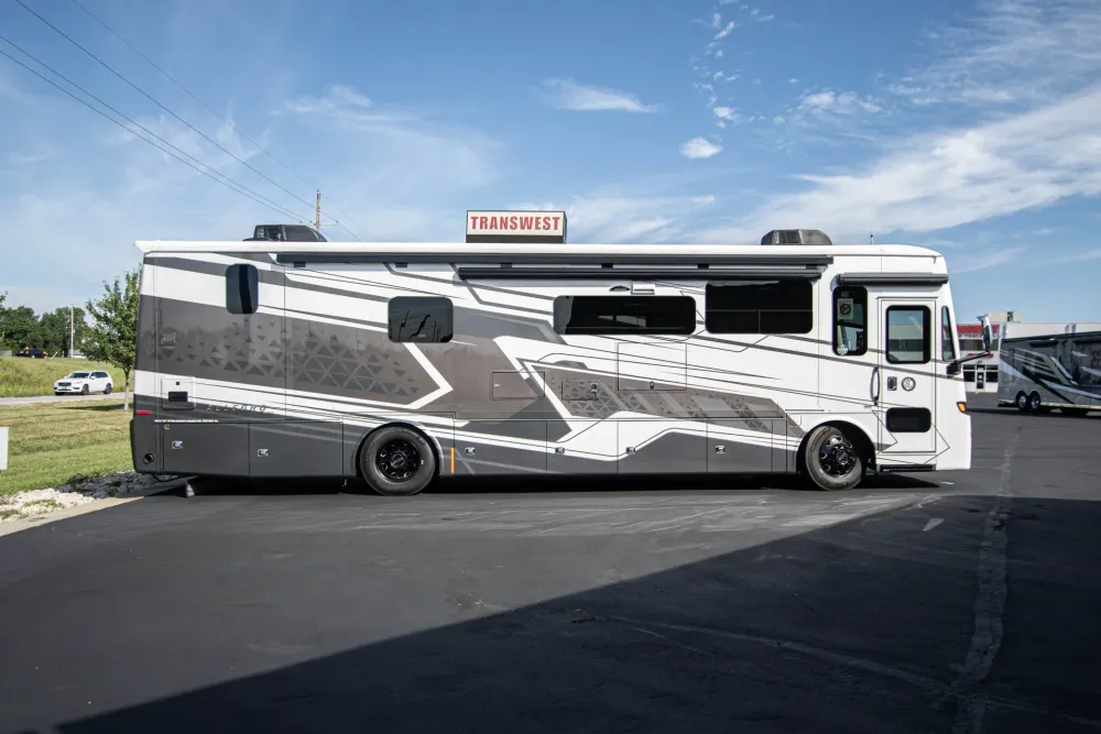 2026 Tiffin Motorhomes Allegro Red 37 Ba