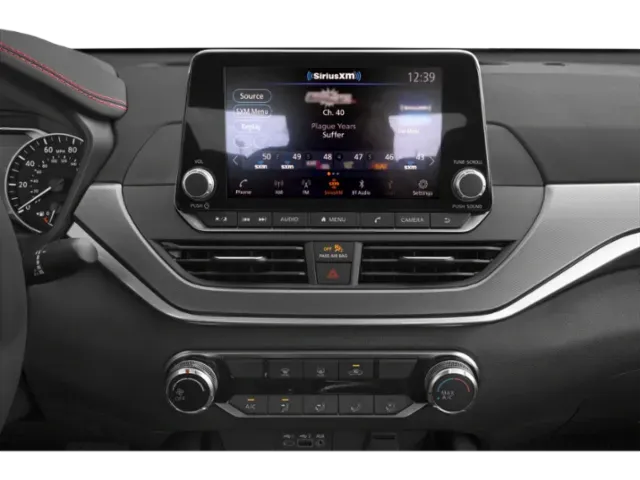 2024 Nissan Altima | Photo 6 of 12