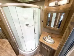 2015 Sooner 5HLQ | Thumbnail Photo 11 of 23