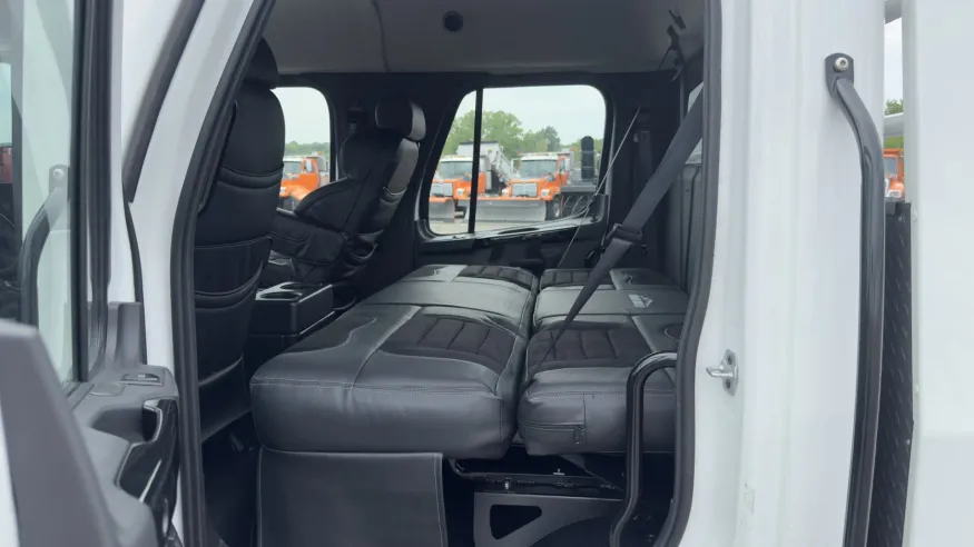 2025 Freightliner M2 106 Summit Hauler | Photo 16 of 22