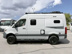 2025 Winnebago Revel Sport 44N | Thumbnail Photo 15 of 16