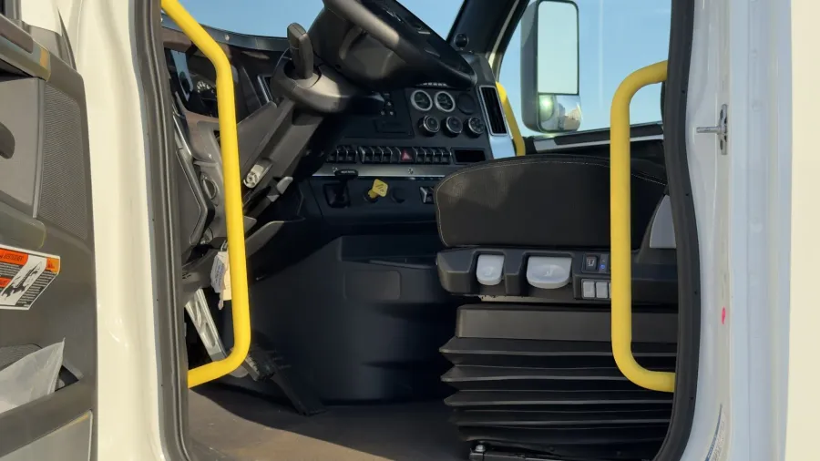 2026 Western Star 47X | Photo 11 of 15