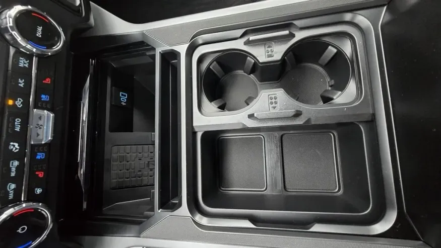 2026 Ford Super Duty F-250 | Photo 27 of 35