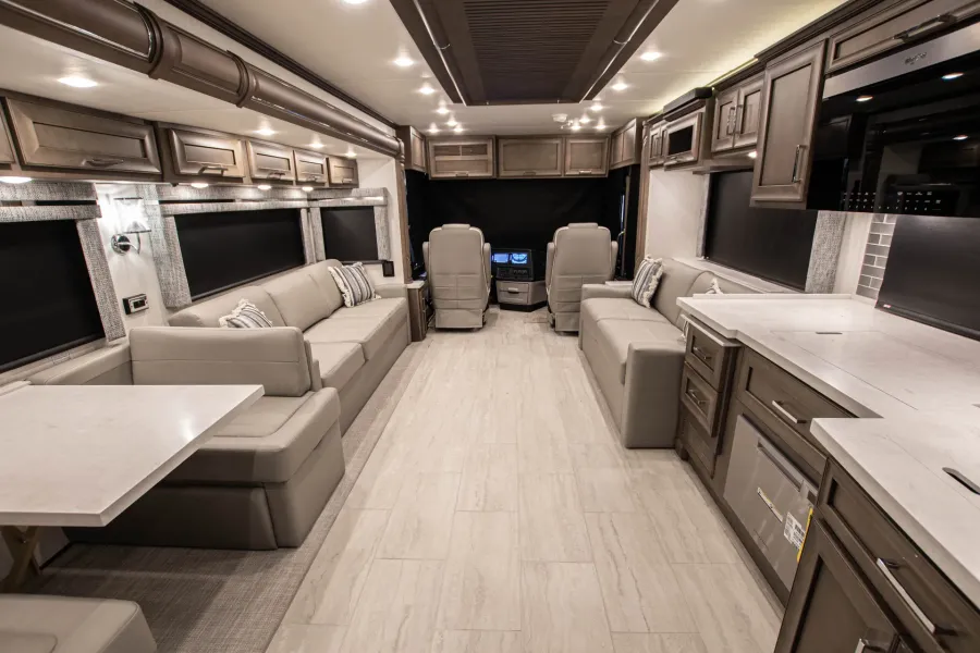 2026 Newmar Ventana 4369 | Photo 7 of 25